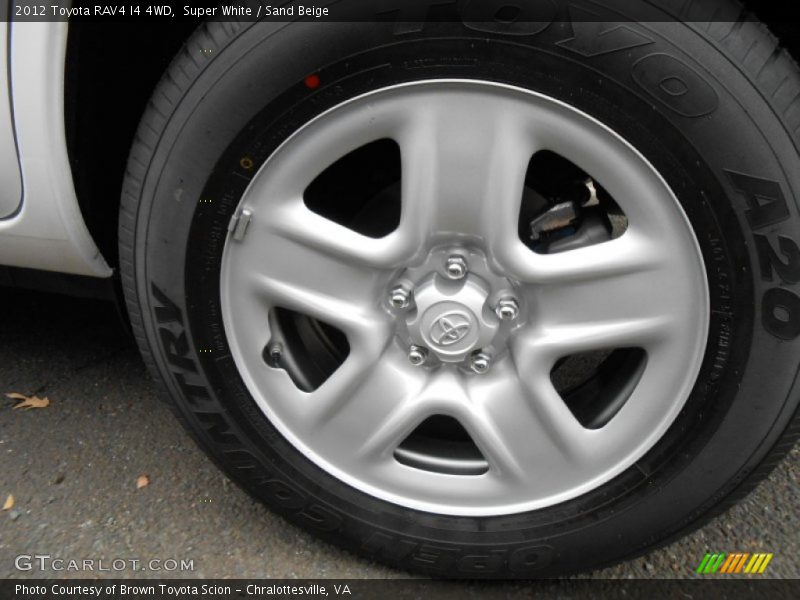 Super White / Sand Beige 2012 Toyota RAV4 I4 4WD