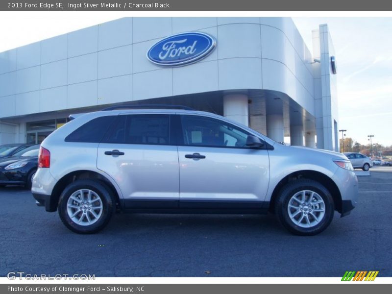 Ingot Silver Metallic / Charcoal Black 2013 Ford Edge SE