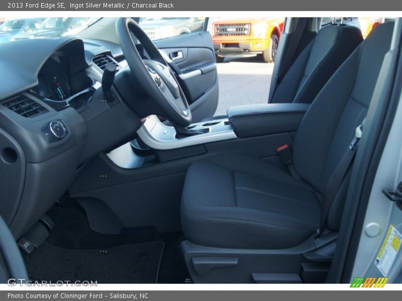 Ingot Silver Metallic / Charcoal Black 2013 Ford Edge SE
