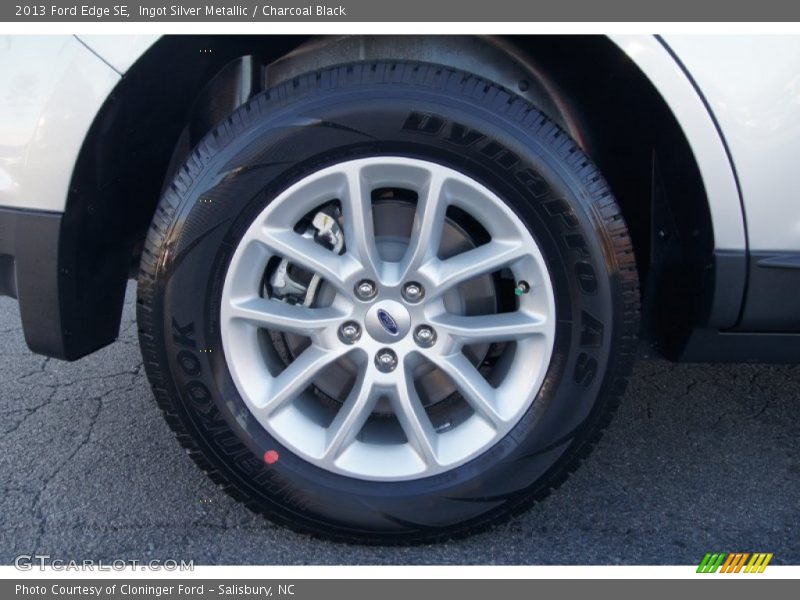 Ingot Silver Metallic / Charcoal Black 2013 Ford Edge SE