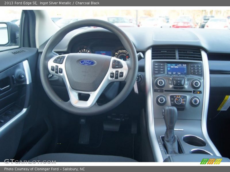 Ingot Silver Metallic / Charcoal Black 2013 Ford Edge SE