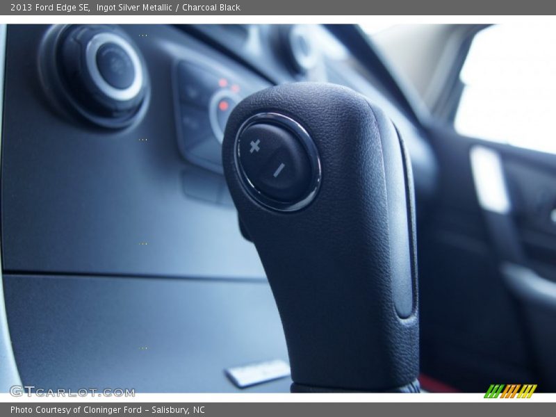 Ingot Silver Metallic / Charcoal Black 2013 Ford Edge SE