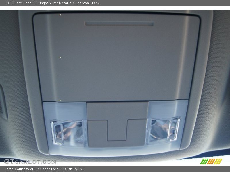 Ingot Silver Metallic / Charcoal Black 2013 Ford Edge SE