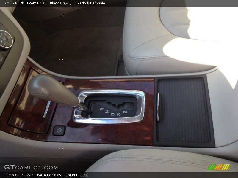 Black Onyx / Tuxedo Blue/Shale 2006 Buick Lucerne CXL