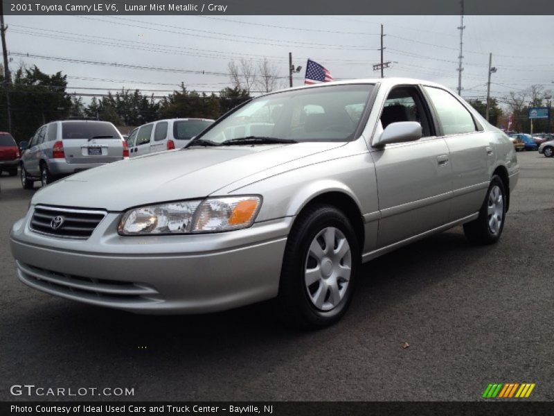 Lunar Mist Metallic / Gray 2001 Toyota Camry LE V6