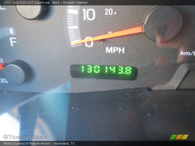 Black / Medium Graphite 2001 Ford F150 XLT SuperCrew