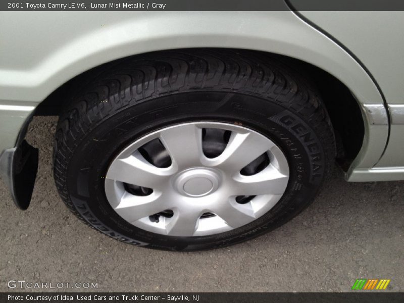 Lunar Mist Metallic / Gray 2001 Toyota Camry LE V6