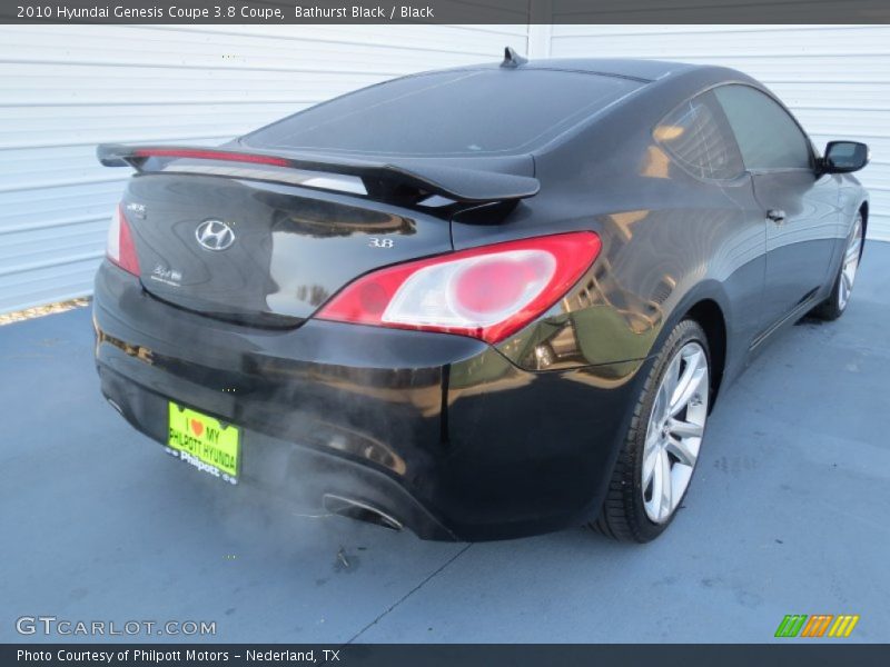 Bathurst Black / Black 2010 Hyundai Genesis Coupe 3.8 Coupe