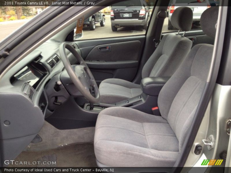 Lunar Mist Metallic / Gray 2001 Toyota Camry LE V6
