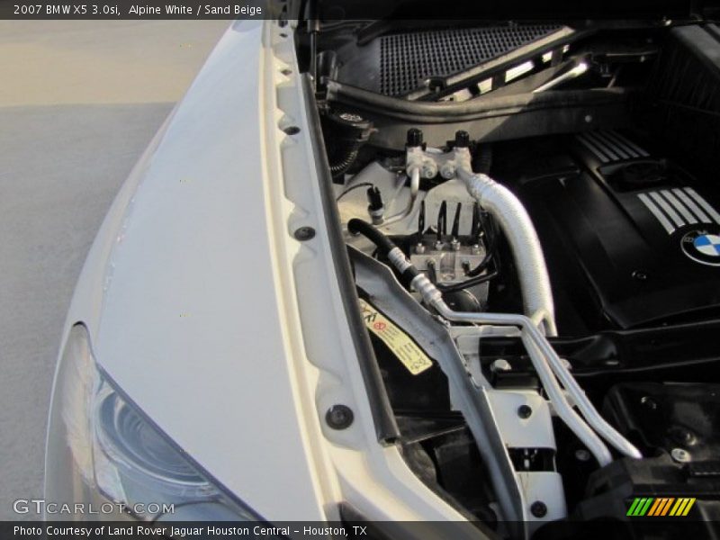 Alpine White / Sand Beige 2007 BMW X5 3.0si