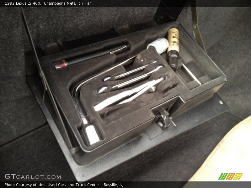 Tool Kit of 1993 LS 400