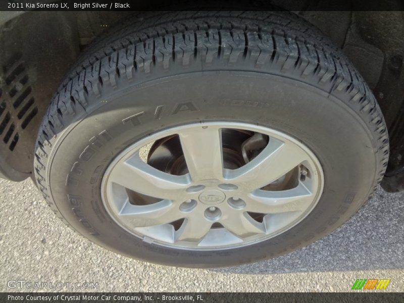 Bright Silver / Black 2011 Kia Sorento LX