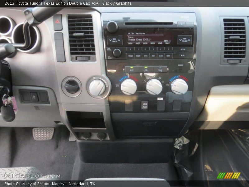 Black / Graphite 2013 Toyota Tundra Texas Edition Double Cab 4x4