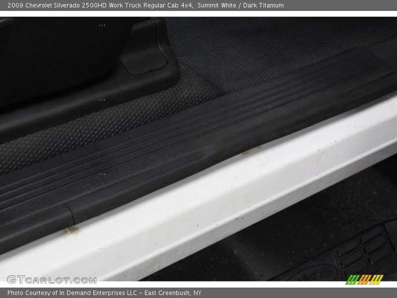 Summit White / Dark Titanium 2009 Chevrolet Silverado 2500HD Work Truck Regular Cab 4x4