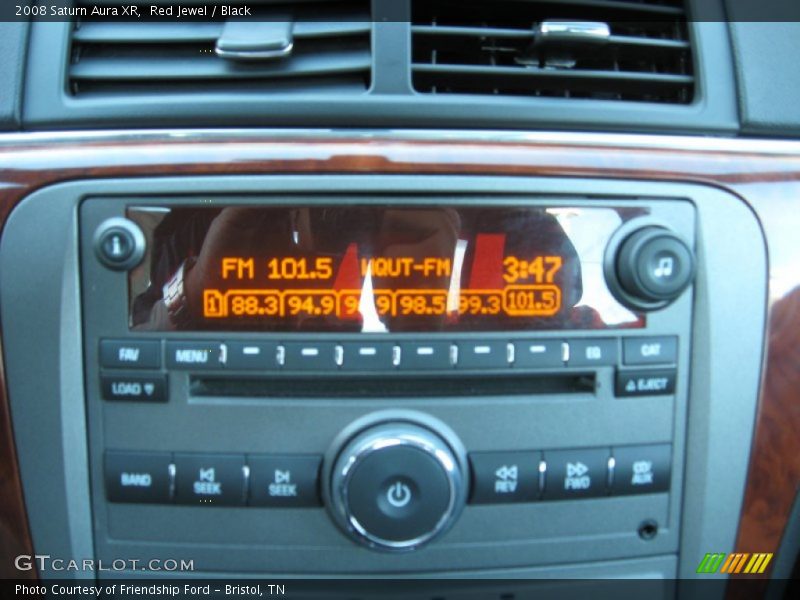 Red Jewel / Black 2008 Saturn Aura XR