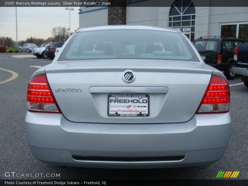Silver Frost Metallic / Shale 2005 Mercury Montego Luxury