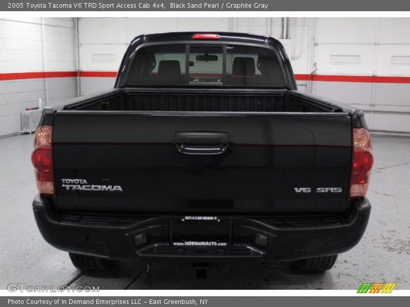 Black Sand Pearl / Graphite Gray 2005 Toyota Tacoma V6 TRD Sport Access Cab 4x4