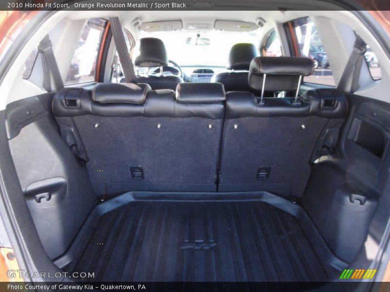  2010 Fit Sport Trunk
