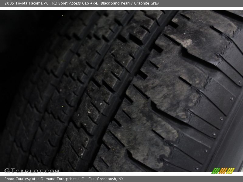 Black Sand Pearl / Graphite Gray 2005 Toyota Tacoma V6 TRD Sport Access Cab 4x4