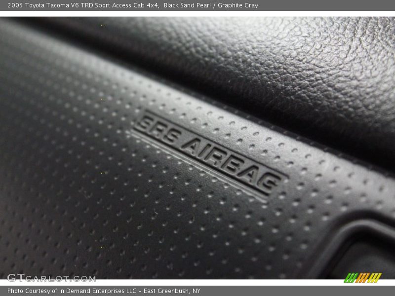 Black Sand Pearl / Graphite Gray 2005 Toyota Tacoma V6 TRD Sport Access Cab 4x4