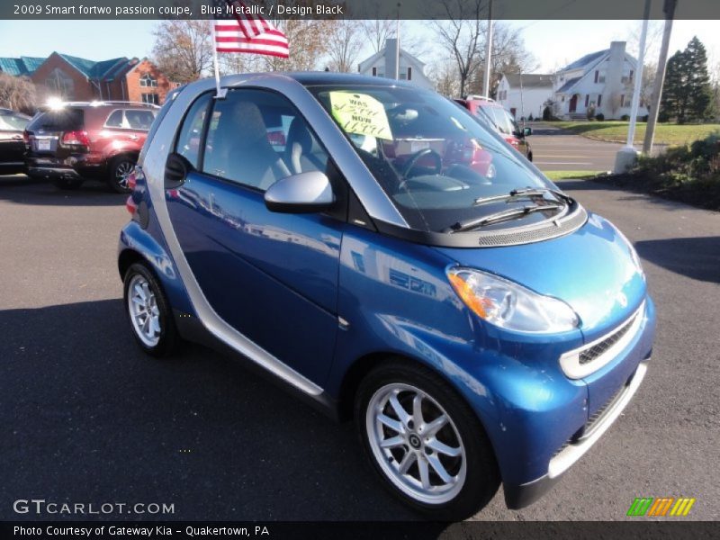 Front 3/4 View of 2009 fortwo passion coupe