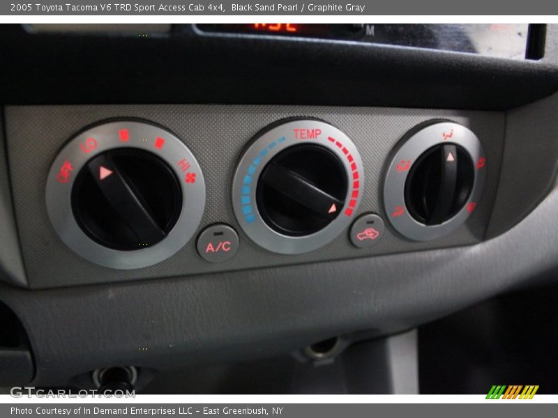 Black Sand Pearl / Graphite Gray 2005 Toyota Tacoma V6 TRD Sport Access Cab 4x4