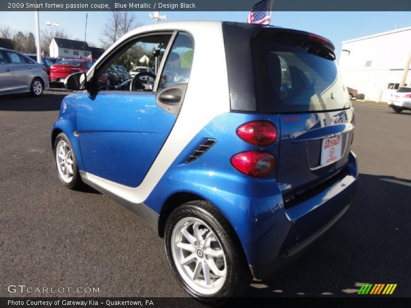 Blue Metallic / Design Black 2009 Smart fortwo passion coupe
