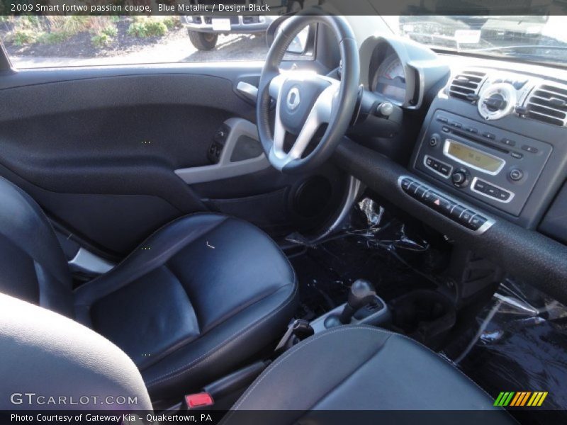 Dashboard of 2009 fortwo passion coupe