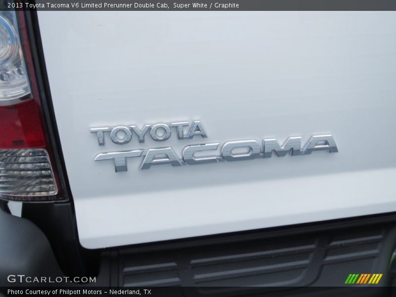 Super White / Graphite 2013 Toyota Tacoma V6 Limited Prerunner Double Cab