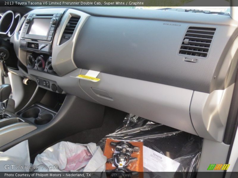Super White / Graphite 2013 Toyota Tacoma V6 Limited Prerunner Double Cab