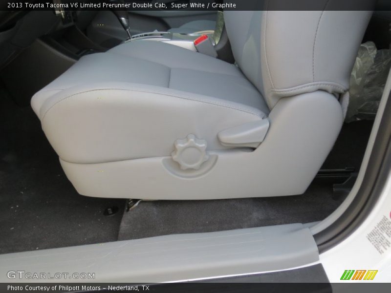 Super White / Graphite 2013 Toyota Tacoma V6 Limited Prerunner Double Cab