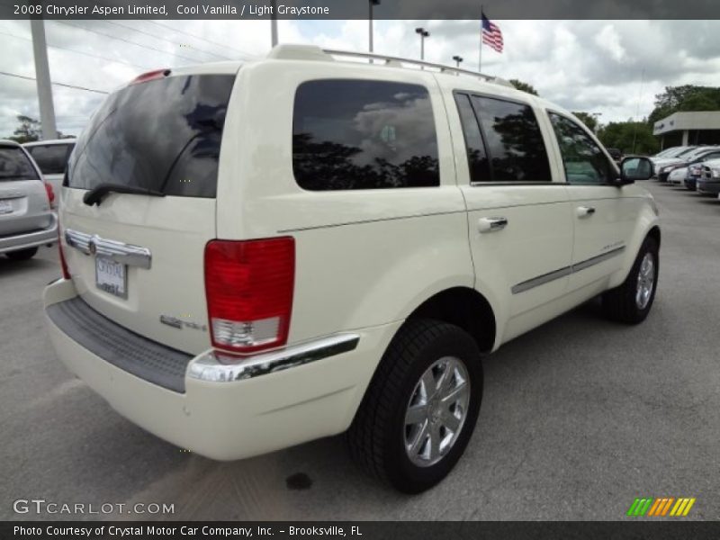 Cool Vanilla / Light Graystone 2008 Chrysler Aspen Limited