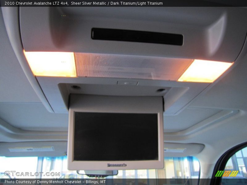 Sheer Silver Metallic / Dark Titanium/Light Titanium 2010 Chevrolet Avalanche LTZ 4x4