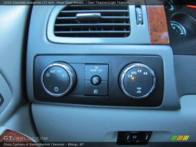 Sheer Silver Metallic / Dark Titanium/Light Titanium 2010 Chevrolet Avalanche LTZ 4x4