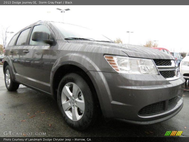 Storm Gray Pearl / Black 2013 Dodge Journey SE