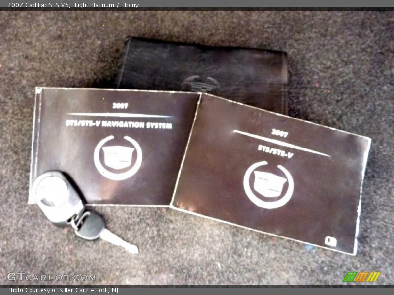 Light Platinum / Ebony 2007 Cadillac STS V6
