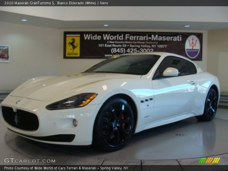 Bianco Eldorado (White) / Nero 2010 Maserati GranTurismo S