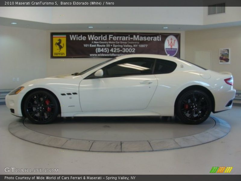 Bianco Eldorado (White) / Nero 2010 Maserati GranTurismo S
