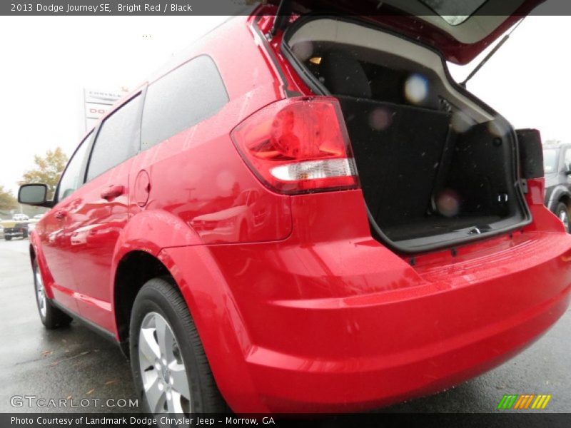 Bright Red / Black 2013 Dodge Journey SE