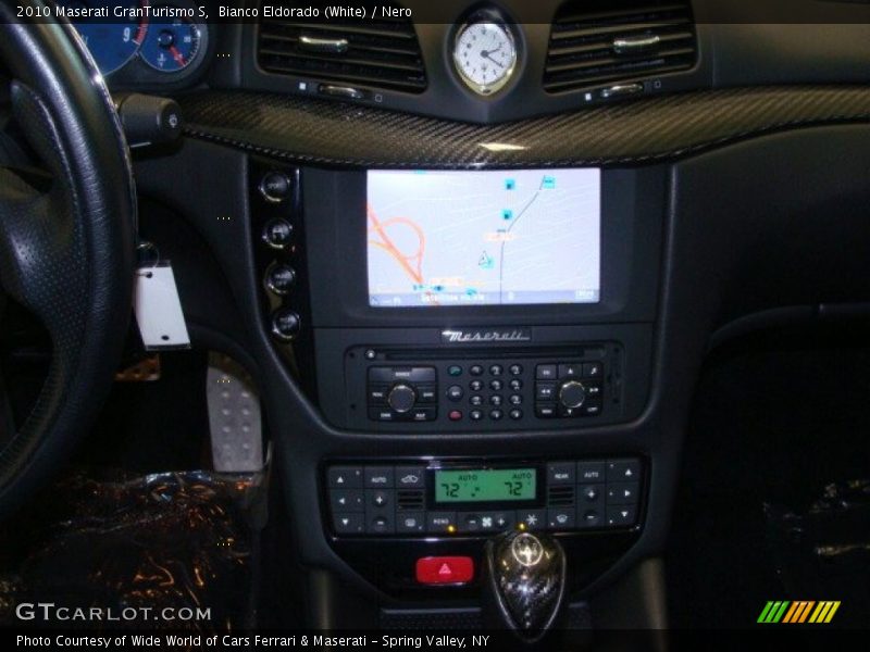 Bianco Eldorado (White) / Nero 2010 Maserati GranTurismo S