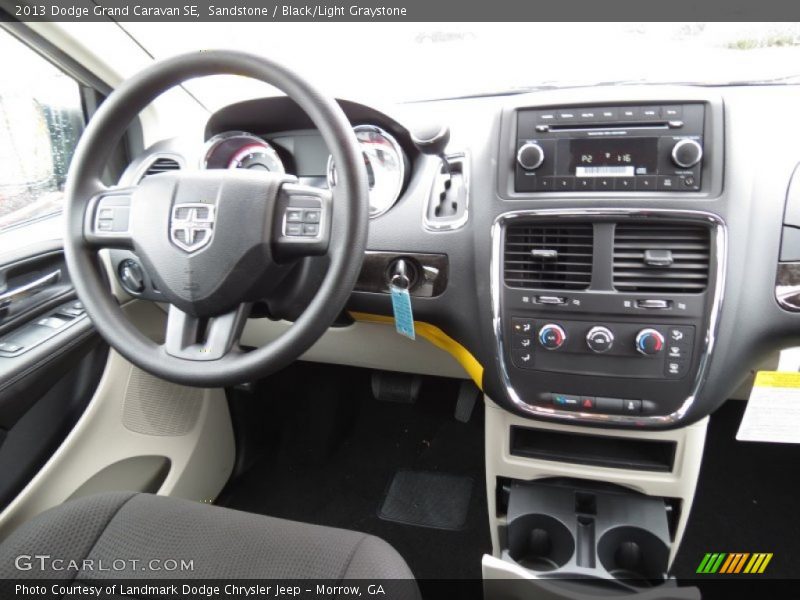 Sandstone / Black/Light Graystone 2013 Dodge Grand Caravan SE