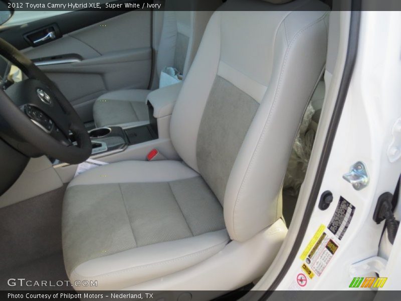 Super White / Ivory 2012 Toyota Camry Hybrid XLE