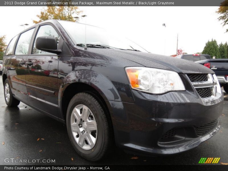 Front 3/4 View of 2013 Grand Caravan American Value Package