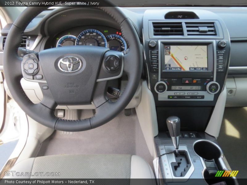 Super White / Ivory 2012 Toyota Camry Hybrid XLE