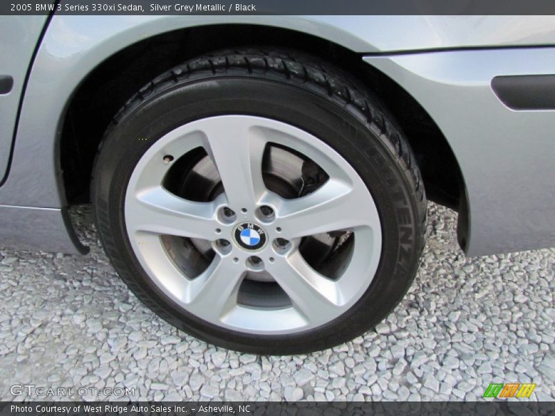  2005 3 Series 330xi Sedan Wheel