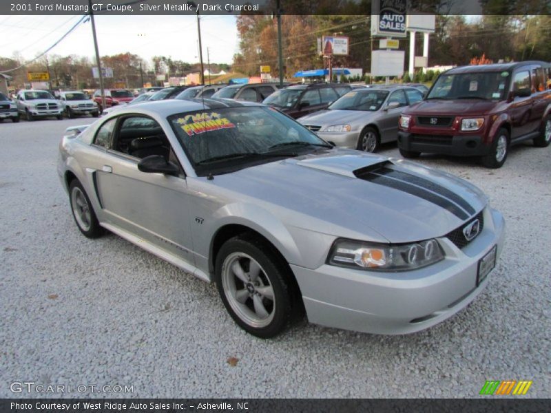 Silver Metallic / Dark Charcoal 2001 Ford Mustang GT Coupe