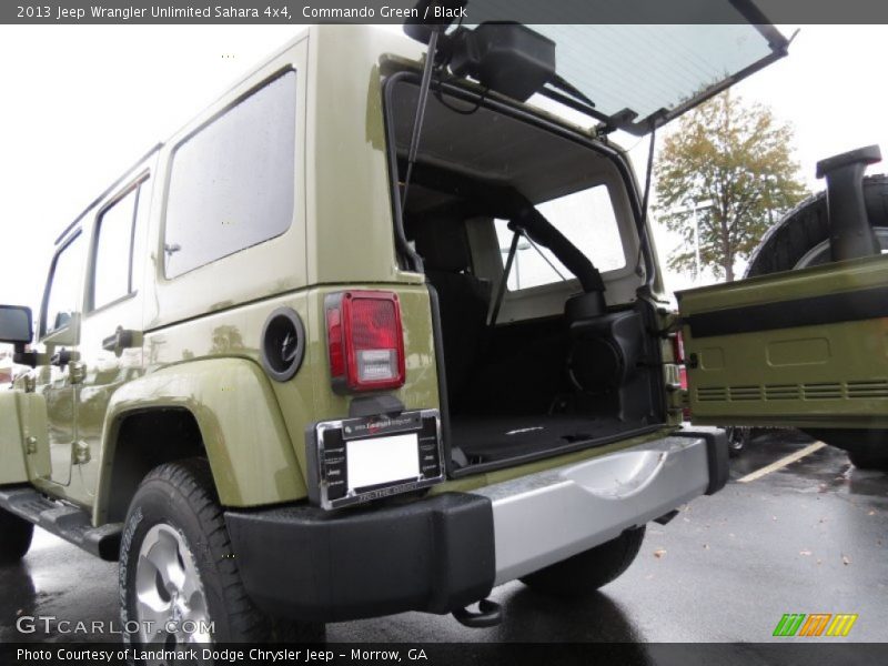 Commando Green / Black 2013 Jeep Wrangler Unlimited Sahara 4x4