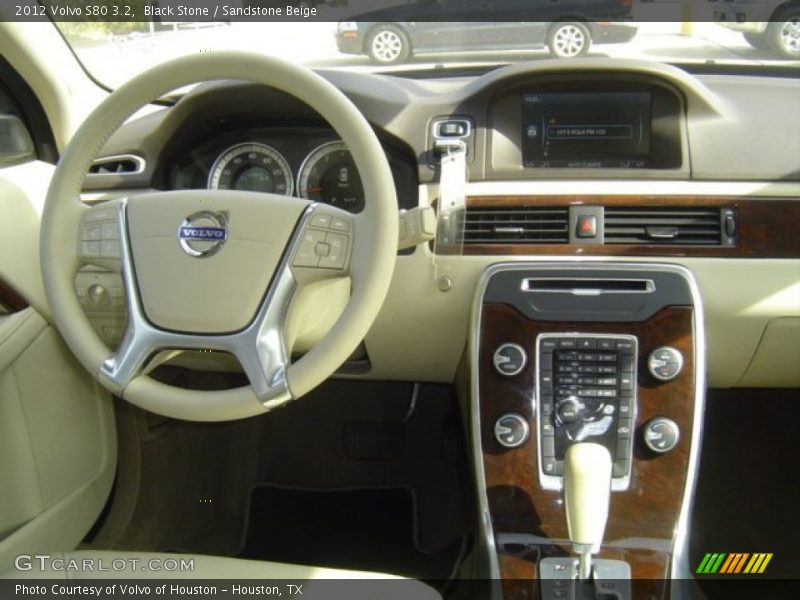 Black Stone / Sandstone Beige 2012 Volvo S80 3.2