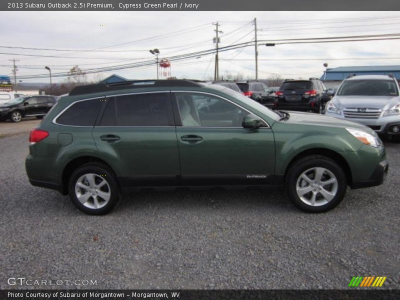 Cypress Green Pearl / Ivory 2013 Subaru Outback 2.5i Premium