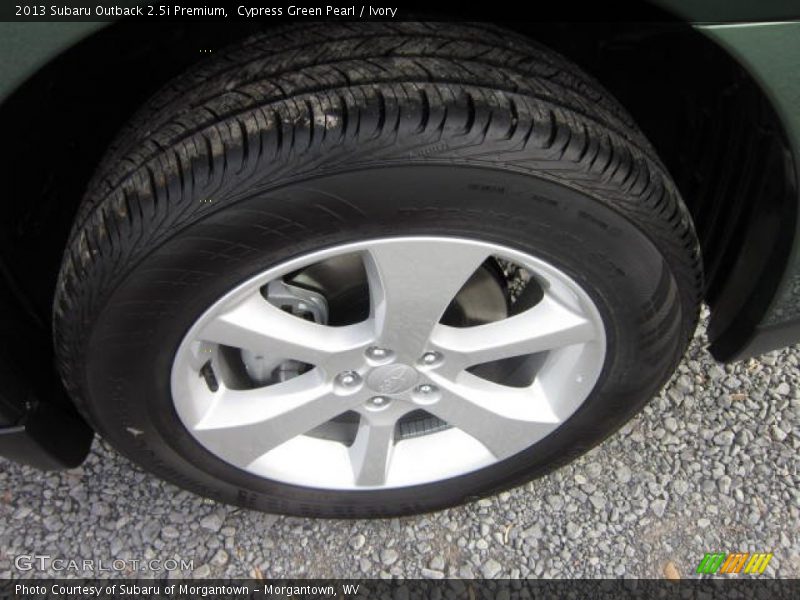 Cypress Green Pearl / Ivory 2013 Subaru Outback 2.5i Premium
